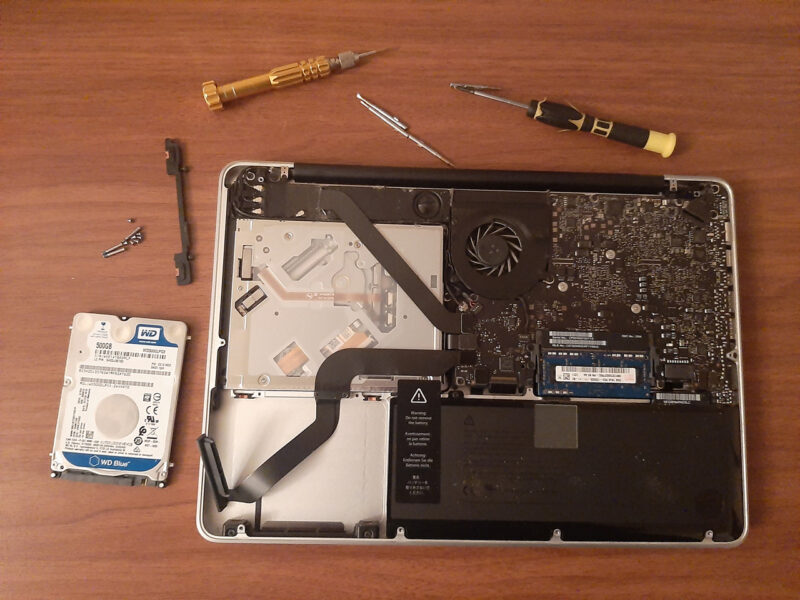 Kompüter ustası - Temirustasi.az