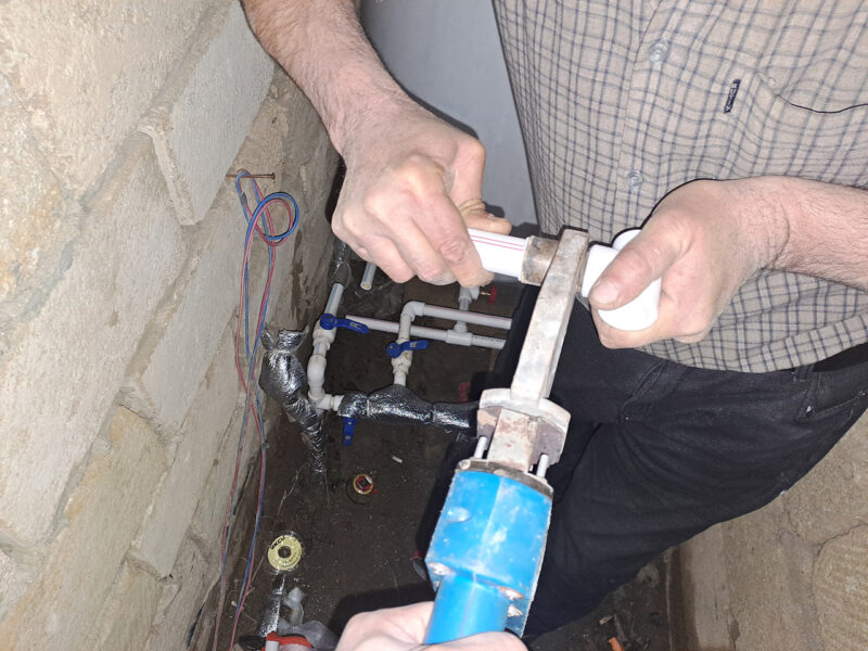 Su xəttinin çəkilməsi - Temirustasi.az